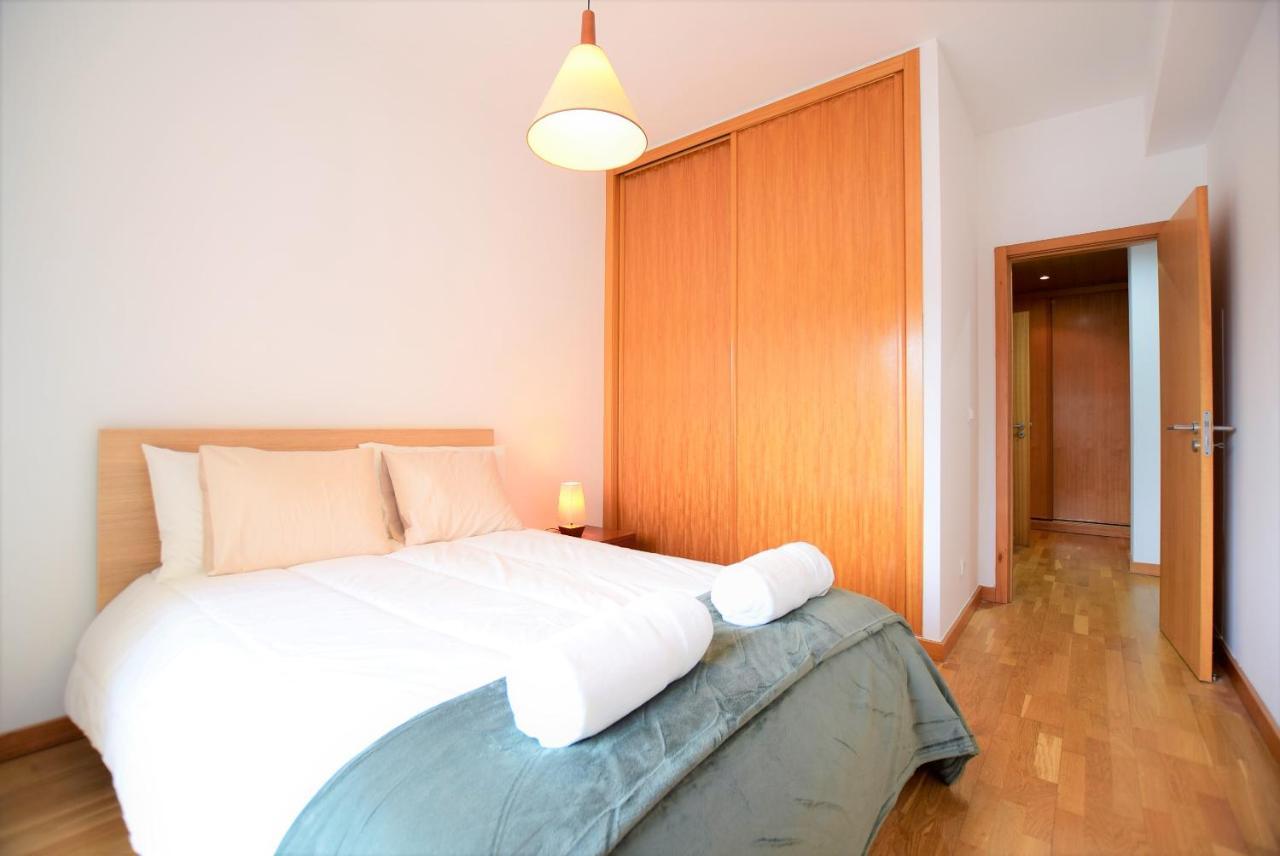 Marina De Albufeira T1 Ate 2 Pax Ou T2 Ate 6 Pax Com Piscina E Vista Marina Apartman Kültér fotó